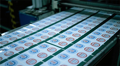 ตัวควบคุมเลเซอร์นี้ปลดล็อกความเป็นไปได้ใหม่ๆ สำหรับการตัดไดคัทด้วยเลเซอร์