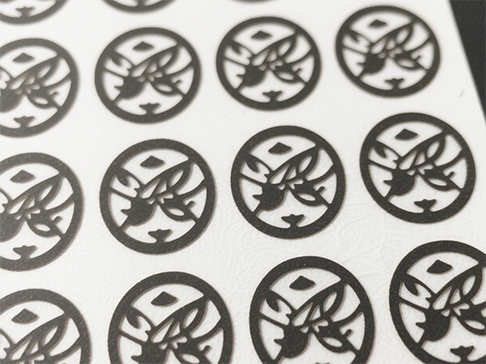 เสริมศักยภาพการผลิตด้วยตัวควบคุมการตัดด้วยเลเซอร์อัจฉริยะ