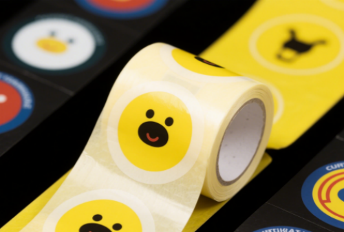 ปฏิวัติขั้นตอนการทำงานฉลากกาวของคุณโดยใช้ระบบควบคุมเลเซอร์ขั้นสูง